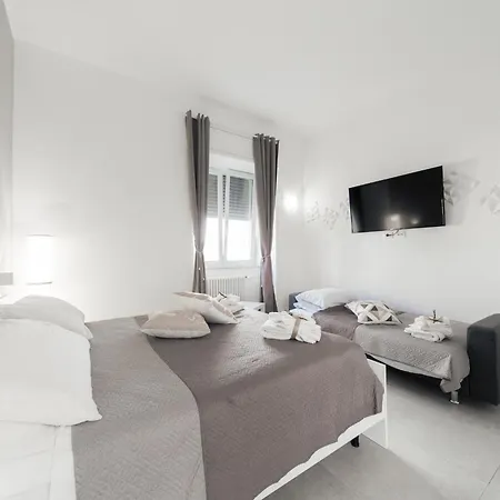 Apartment Elegante Vicino Al Centro- Ohana Martina Franca